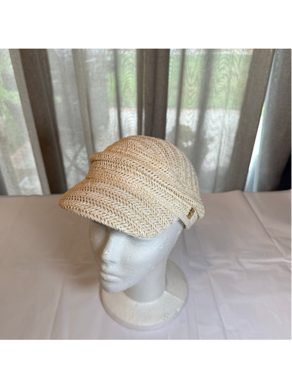 Anne Klein straw captain's hat light beige lightweight cruise resort beach OS